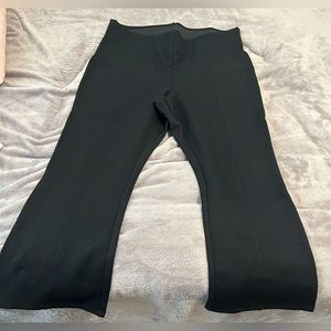 Old Navy Extra High Waisted Stevie Crop Kick Flare